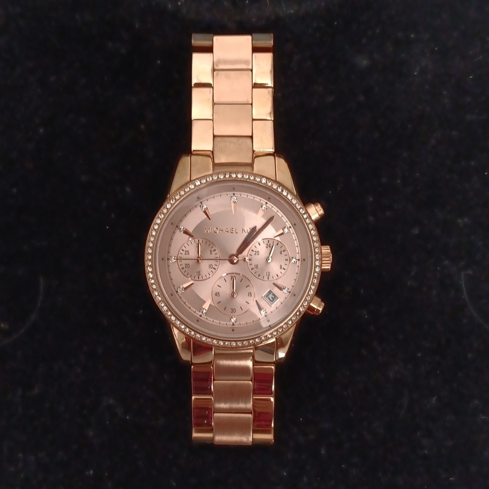 Michael Kors Rose Gold Stainless Steel & Pave Crystals Woman's Wrist Watch 🚨C/O - Picture 5 of 9